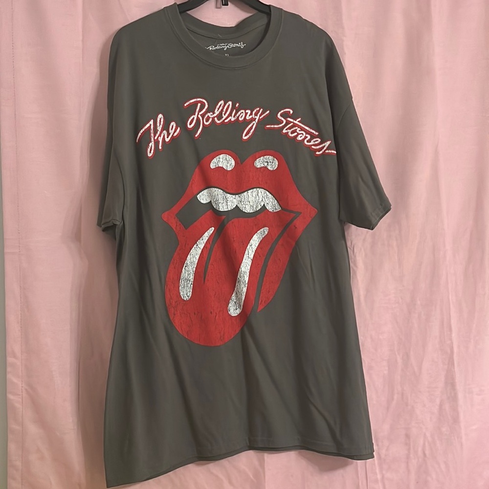 The Rolling Stone short sleeve brand new gray shirt